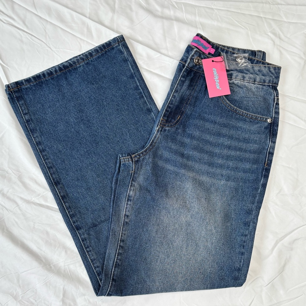 Edikted Straight-Leg Mid Blue Women’s Jeans with Pink Tag